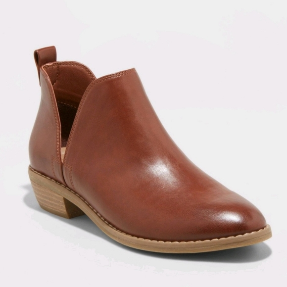 Cognac Brown booties NWT - Picture 5 of 6